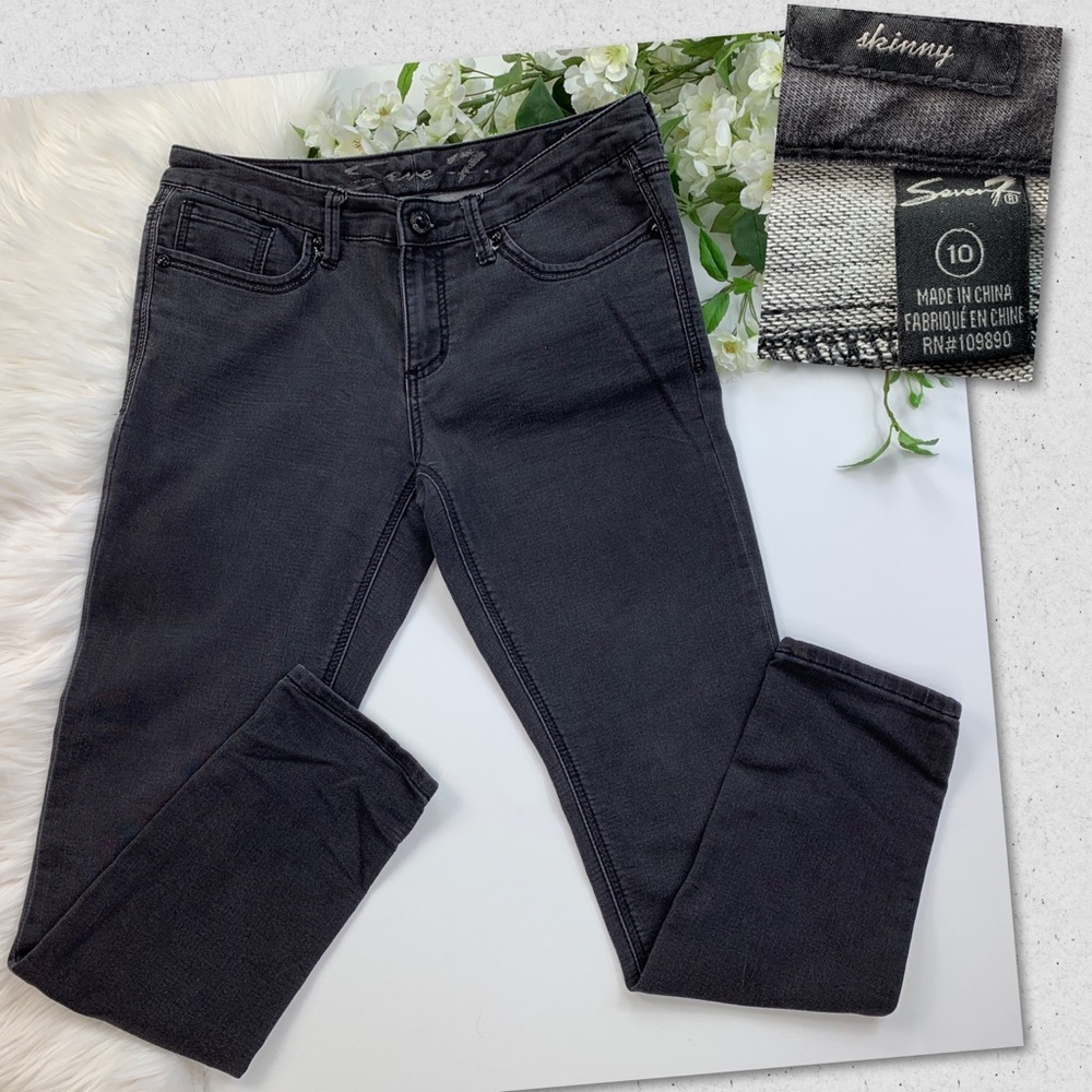Seven‎ Skinny